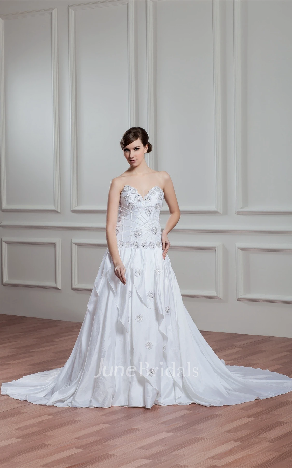 Sweetheart A-Line Pleated Dress with Flower and Stress