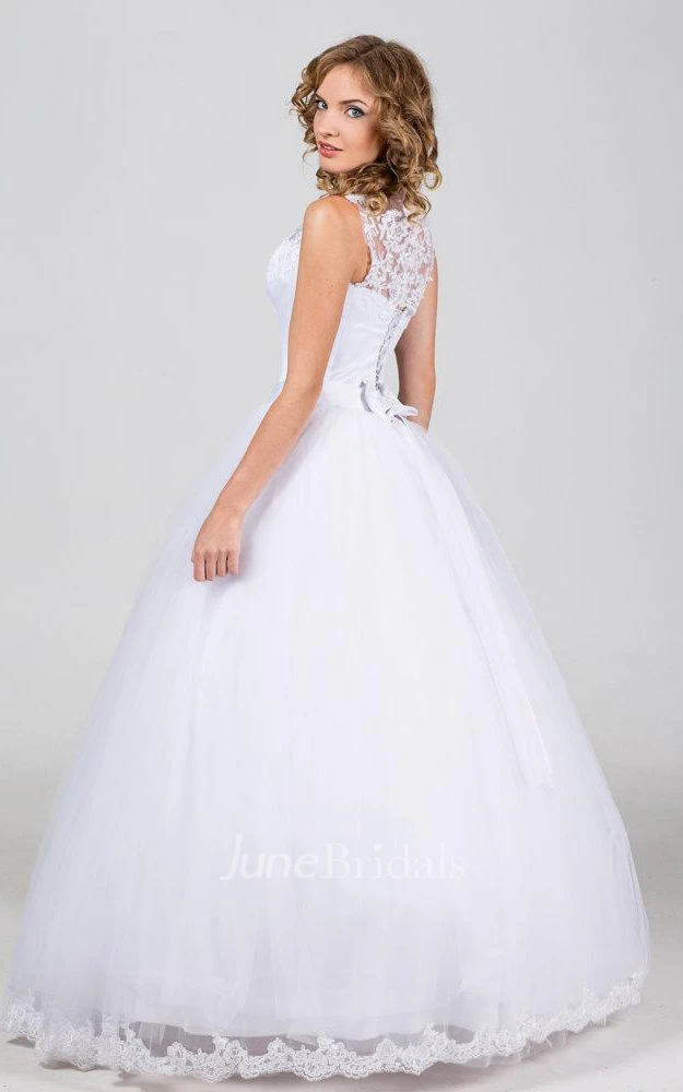 High Neck Sleeveless Tulle Ball Gown With Lace Appliques