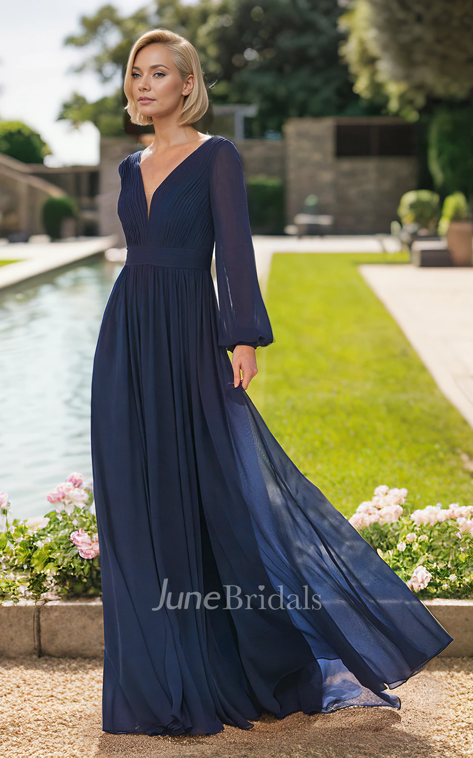 A-Line V-neck Vintage Elegant Chiffon Tall Woman Floor-length Long Sleeve Pleats Prom Evening Dress with Zipper Back