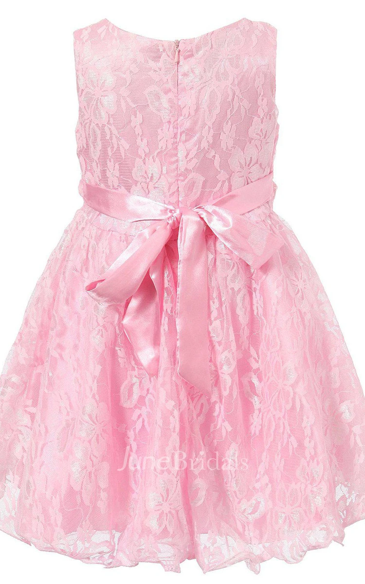 Sleeveless A-line Lace Dress With Scoop Neck