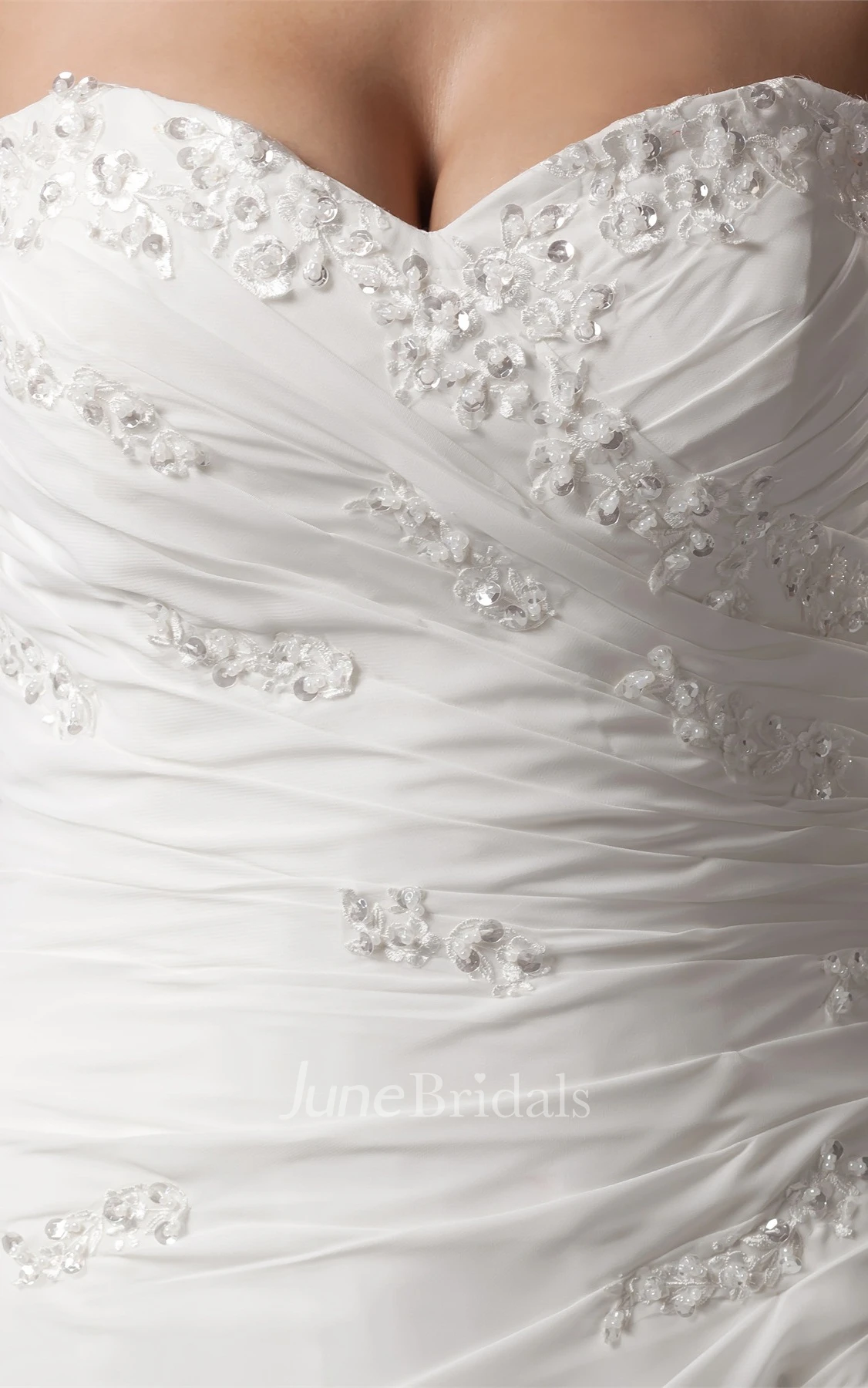 Sweetheart Appliqued Criss-Cross Chiffon Dress with Court Train