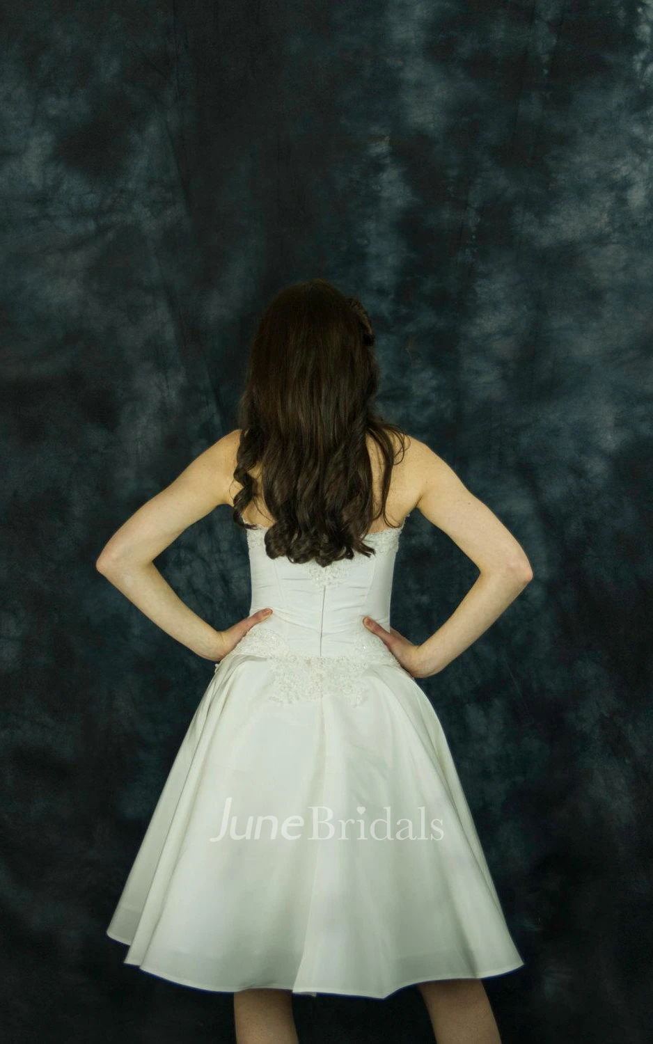 Short Strapped Lace Weddig Dress With Beading Zipper