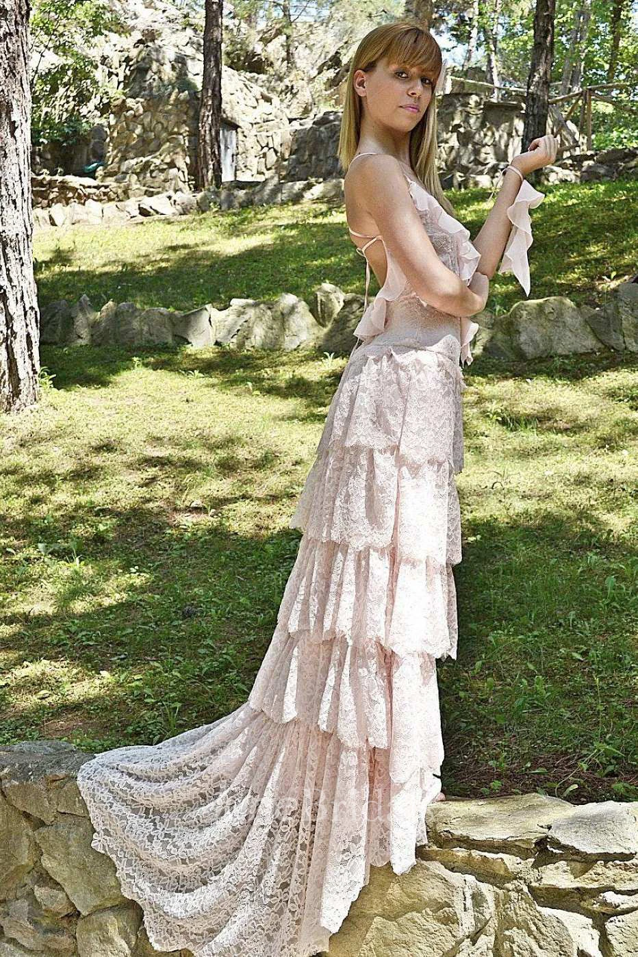 Spaghetti Tired Lace Vintage Wedding Dress With Sweep Train