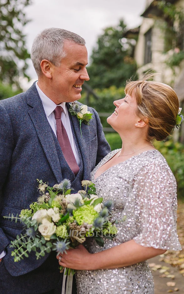 Modest Sheath V-neck Tulle Sequins Evening Dress with Keyhole Back