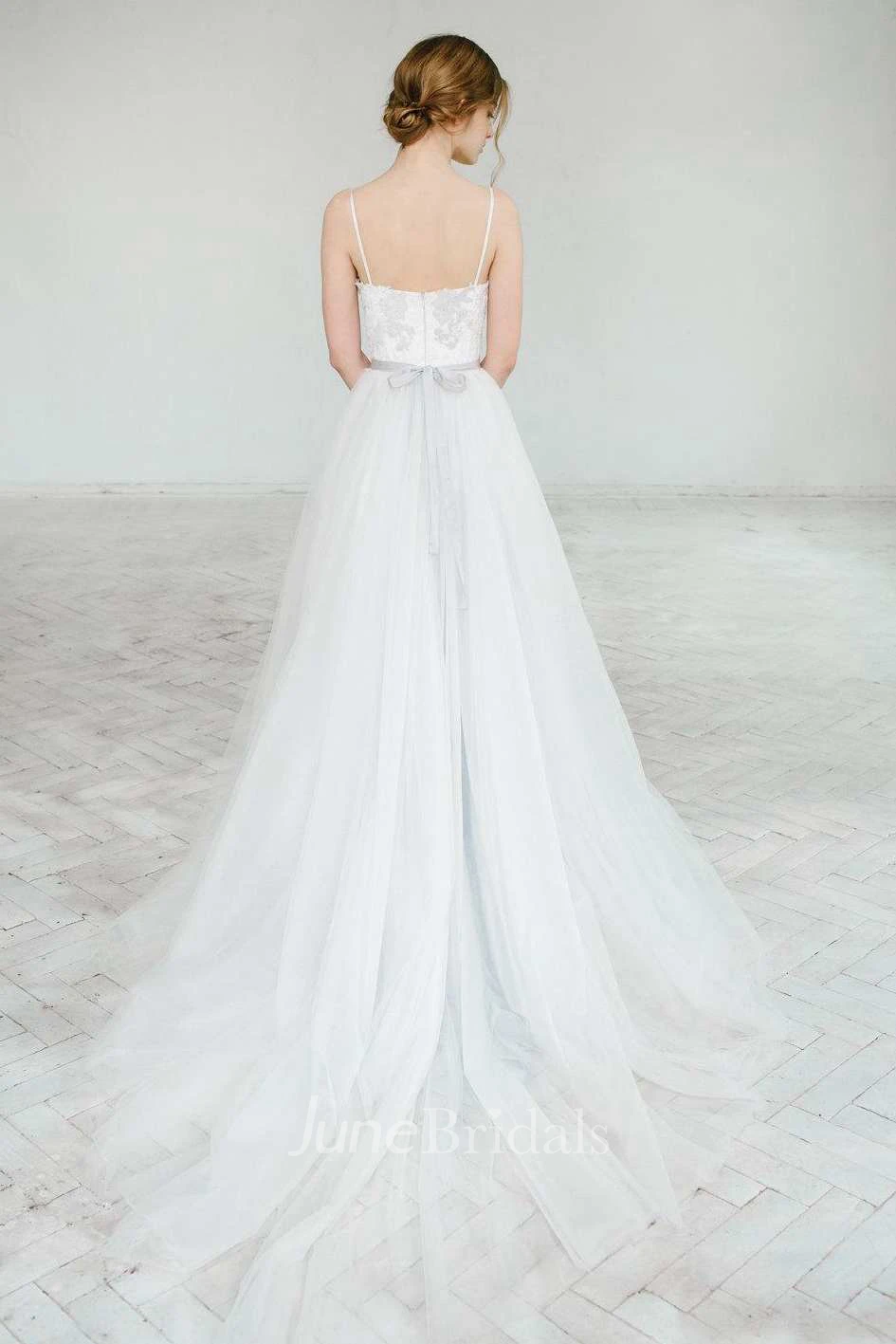 Sweetheart A-Line Appliques Lace Wedding Dress