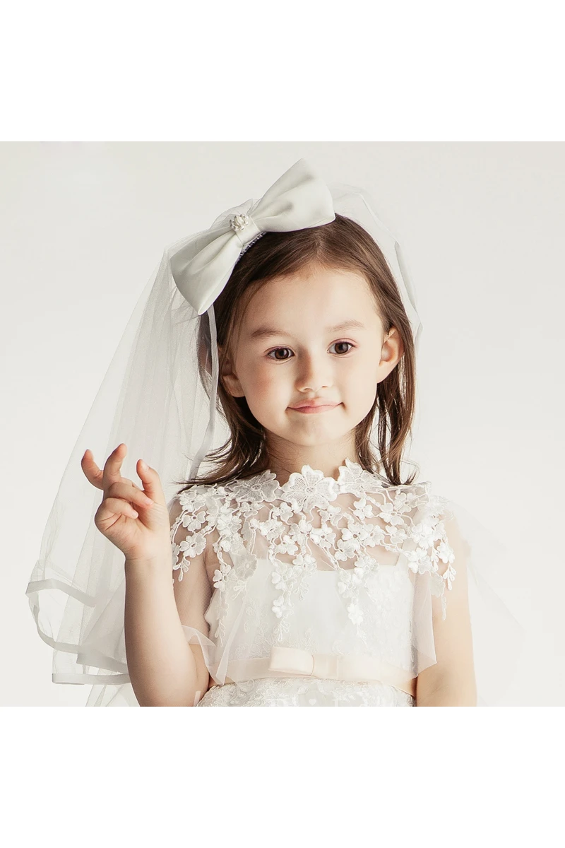 Flower Girl Wedding Tulle Veil With Beaded Bow