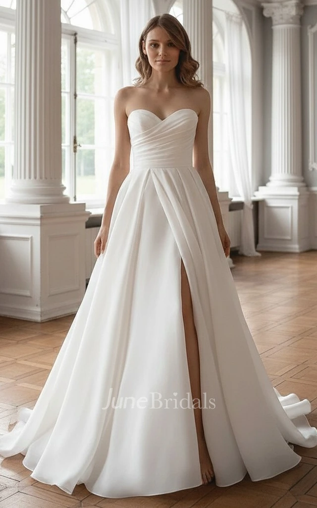 Modern Sleeveless Sweetheart Wedding Dress A-Line Strapless Pleated Gown with Slit