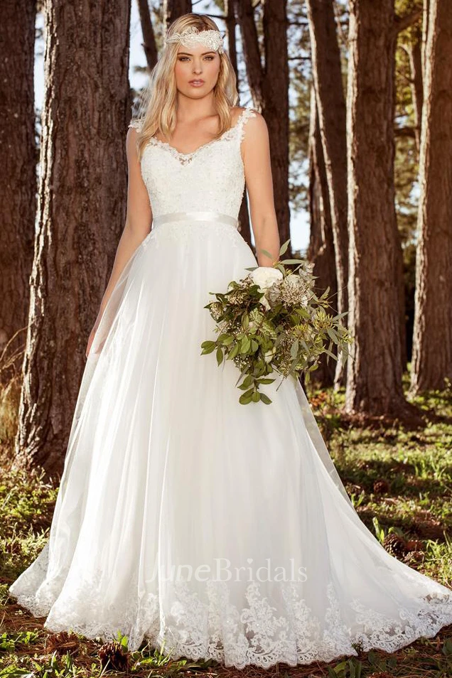 A-Line Sleeveless Long V-Neck Lace Wedding Dress With Appliques And Pleats