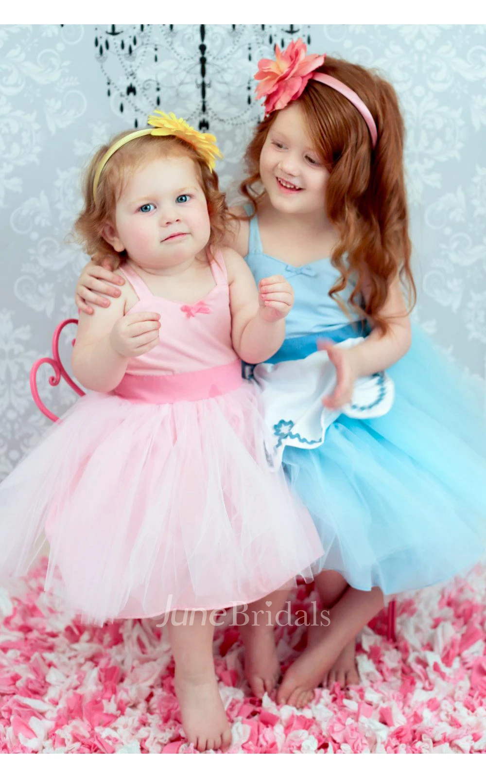 Cute Sleeveless Over Tulle Skirt Dress With Jersey Bodice and Belt