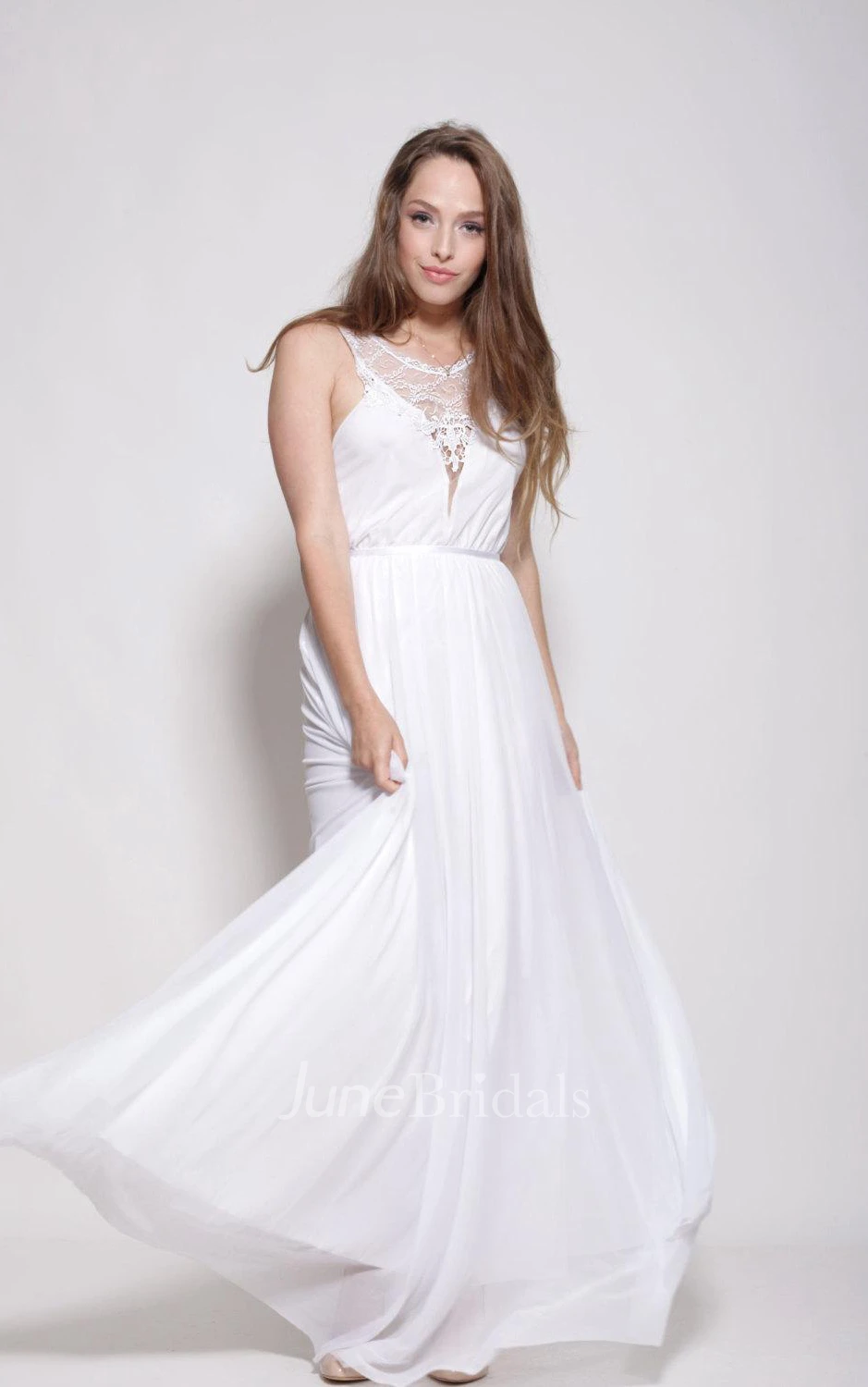 Chiffon Lace Weddig Dress With Embroideries