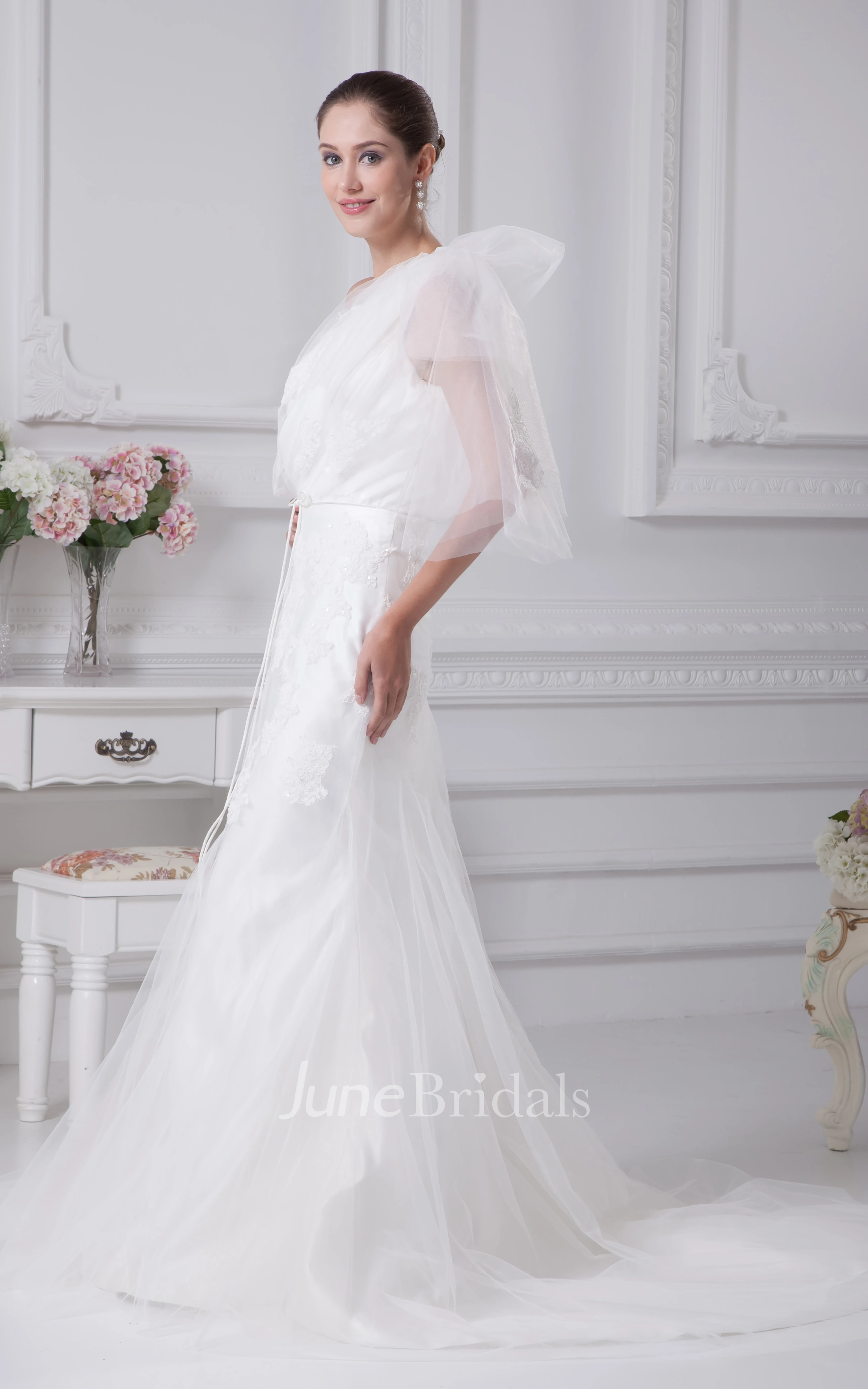 One-Shoulder Tulle Mermaid Dress With Appliques