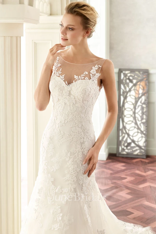 Scoop Long Appliqued Lace Wedding Dress With Court Train And V Back