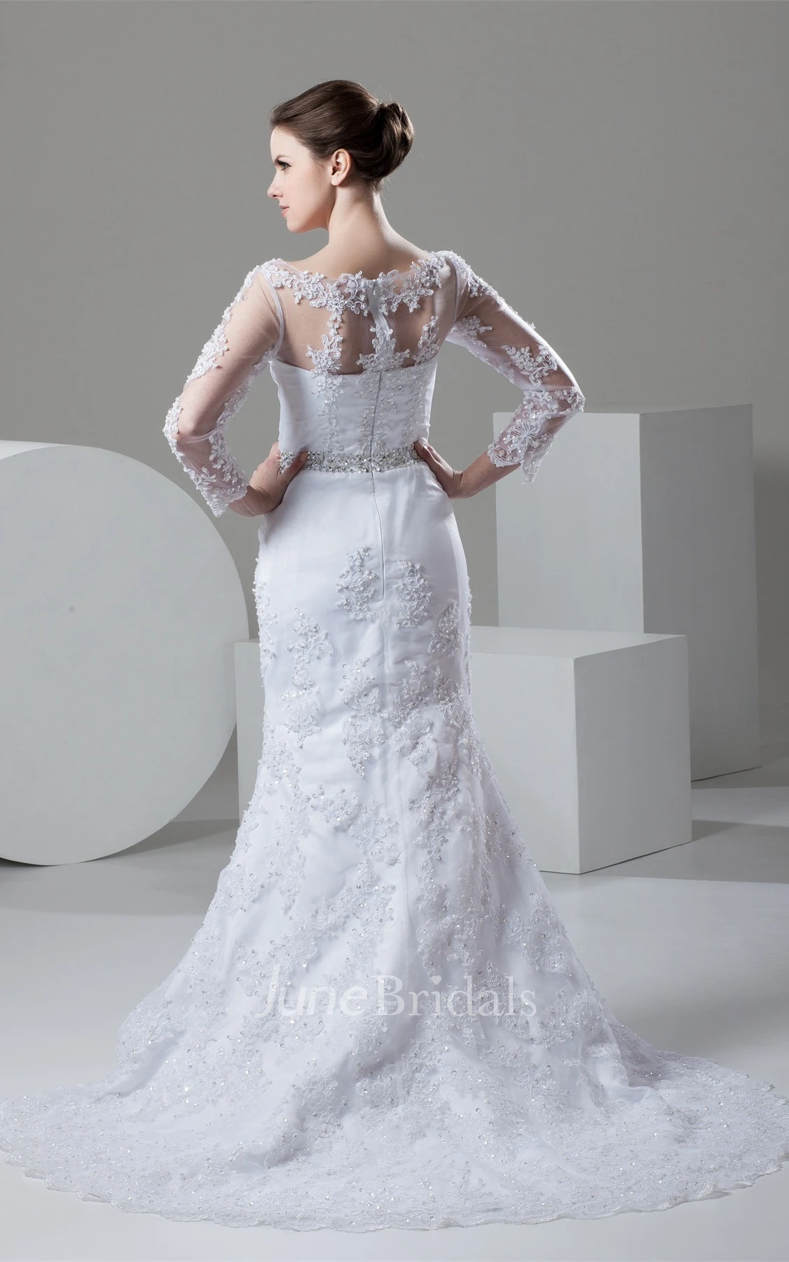 Bateau-Neck Long-Sleeve Mermaid Lace Dress with Illusion
