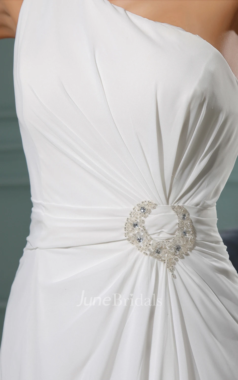 Shining Asymmetrical One-Shoulder Column Gown With Brush Train