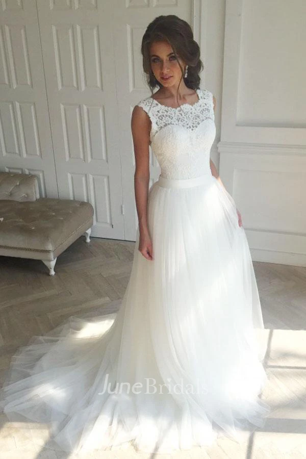 Sleeveless Lace White A-line Sweep Train Wedding Dress