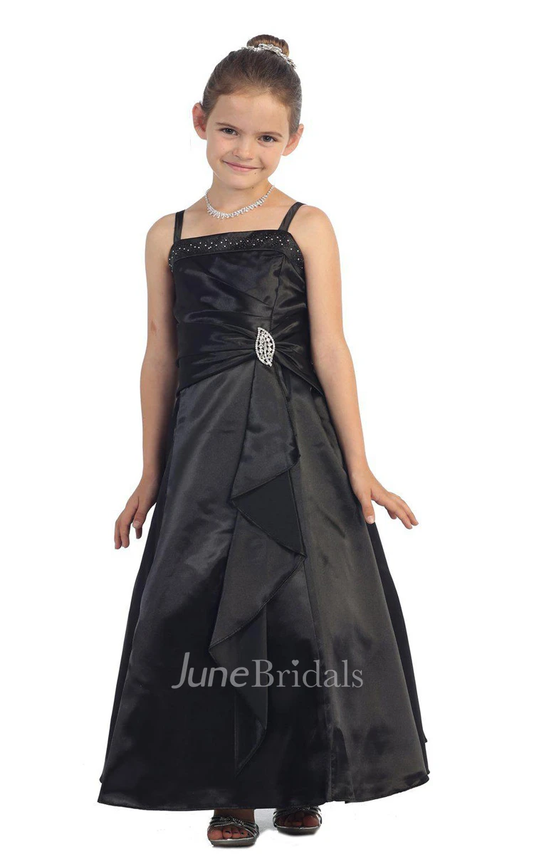 Sleeveless A-line Dress With Pleats and Straps