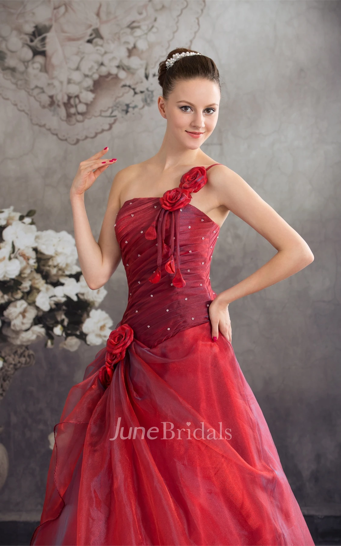 Single-Strap Sleeveless Ruched Ball Gown with Flower and Stress