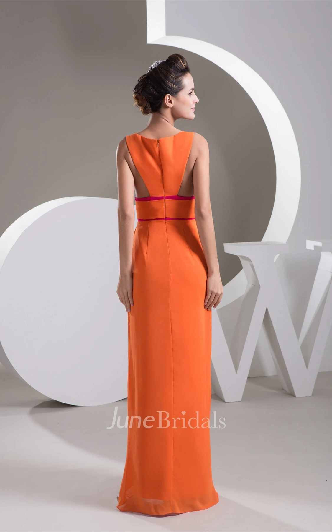 Two-Tone Front-Split Maxi Dress with Keyhole Design