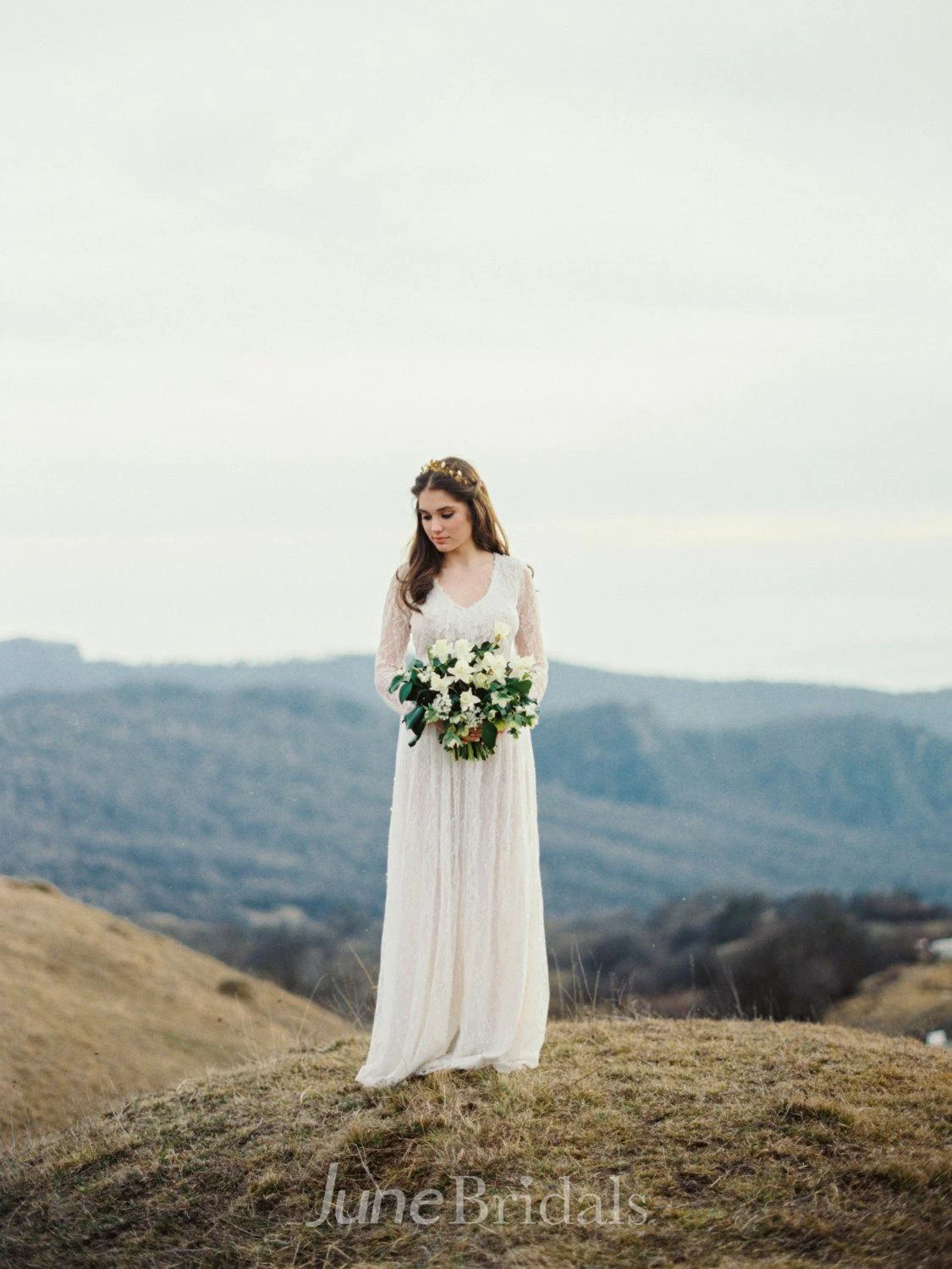 Boho Non-Corset Lace Wedding Dress With Long Sleeves