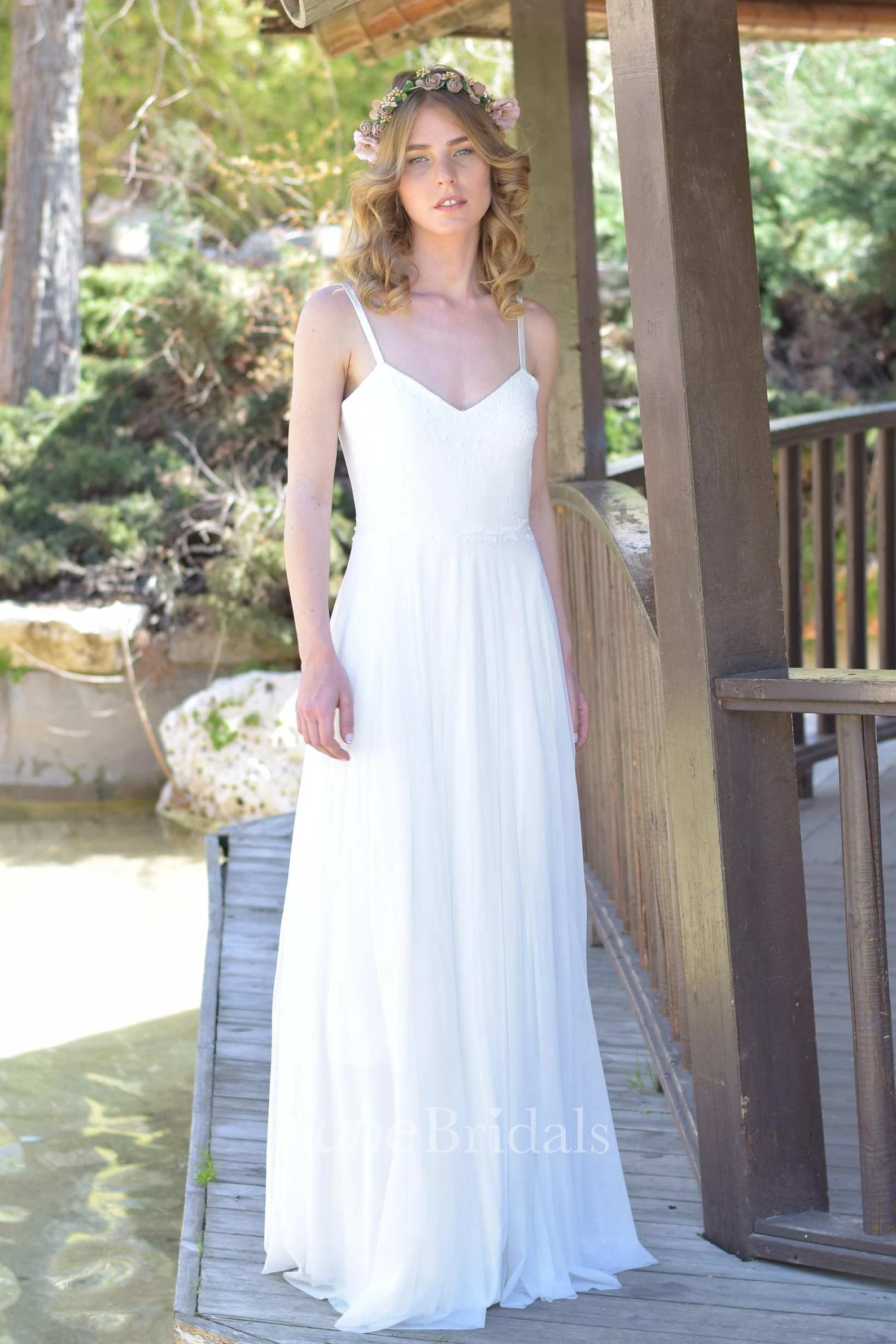 Spaghetti Chiffon Long Wedding Dress With Backless Design