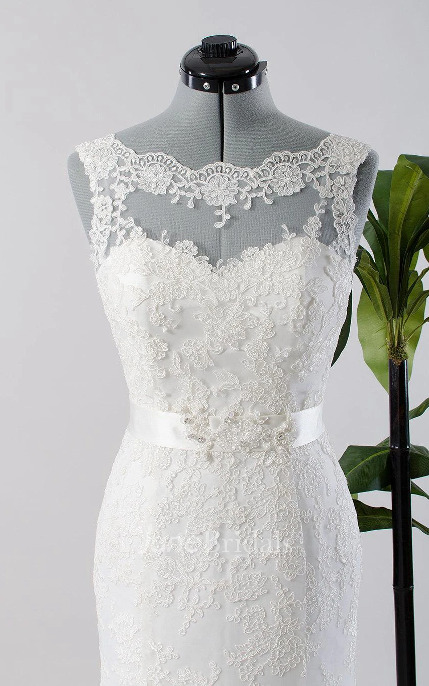 Mermaid Sleeveless Sleeve Tulle Lace Satin Dress With Embroideries
