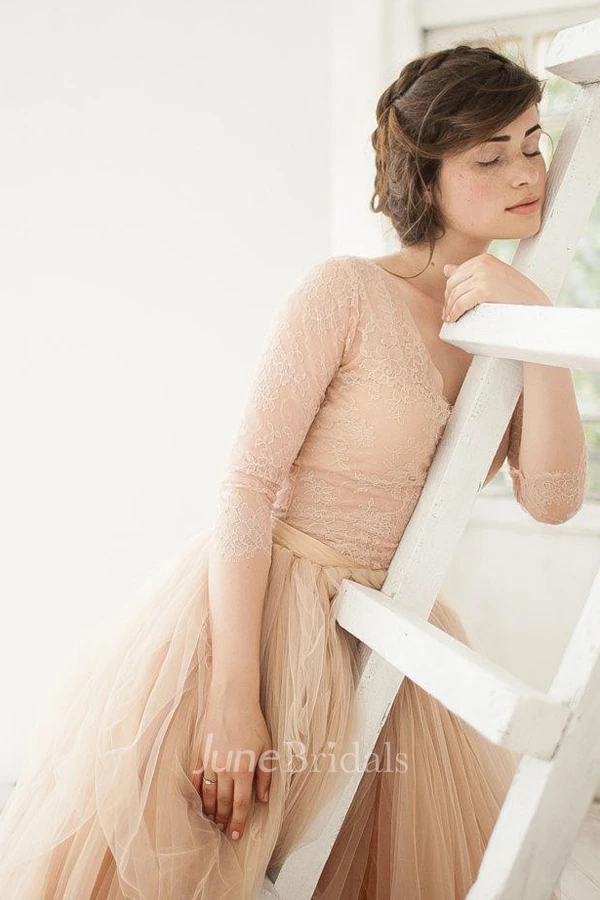 V-Neck Long Sleeve Lace Tulle Pick Up Dress With Court Train