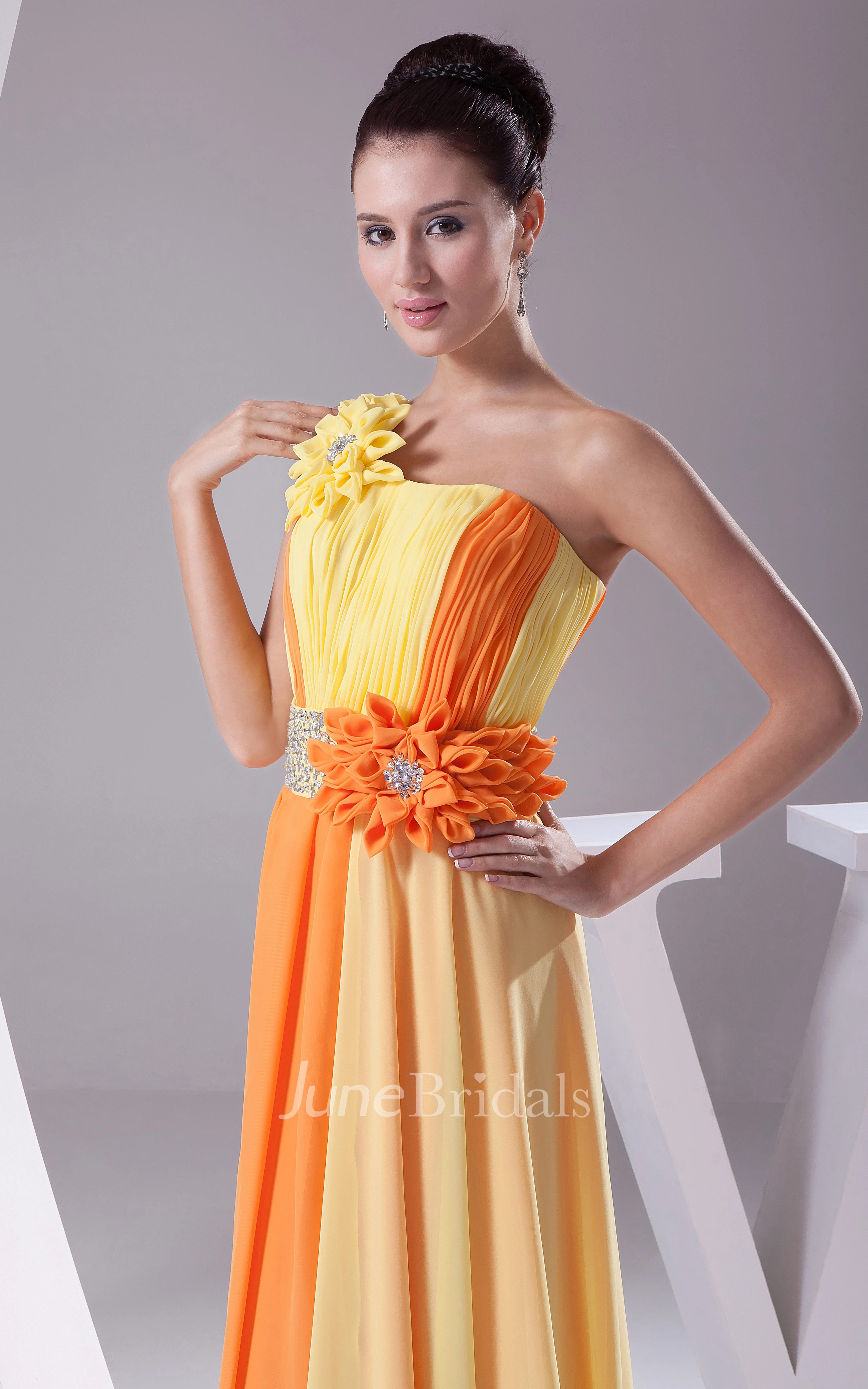 Mute-Color Floor-Length Chiffon Dress With Flower and Single Strap