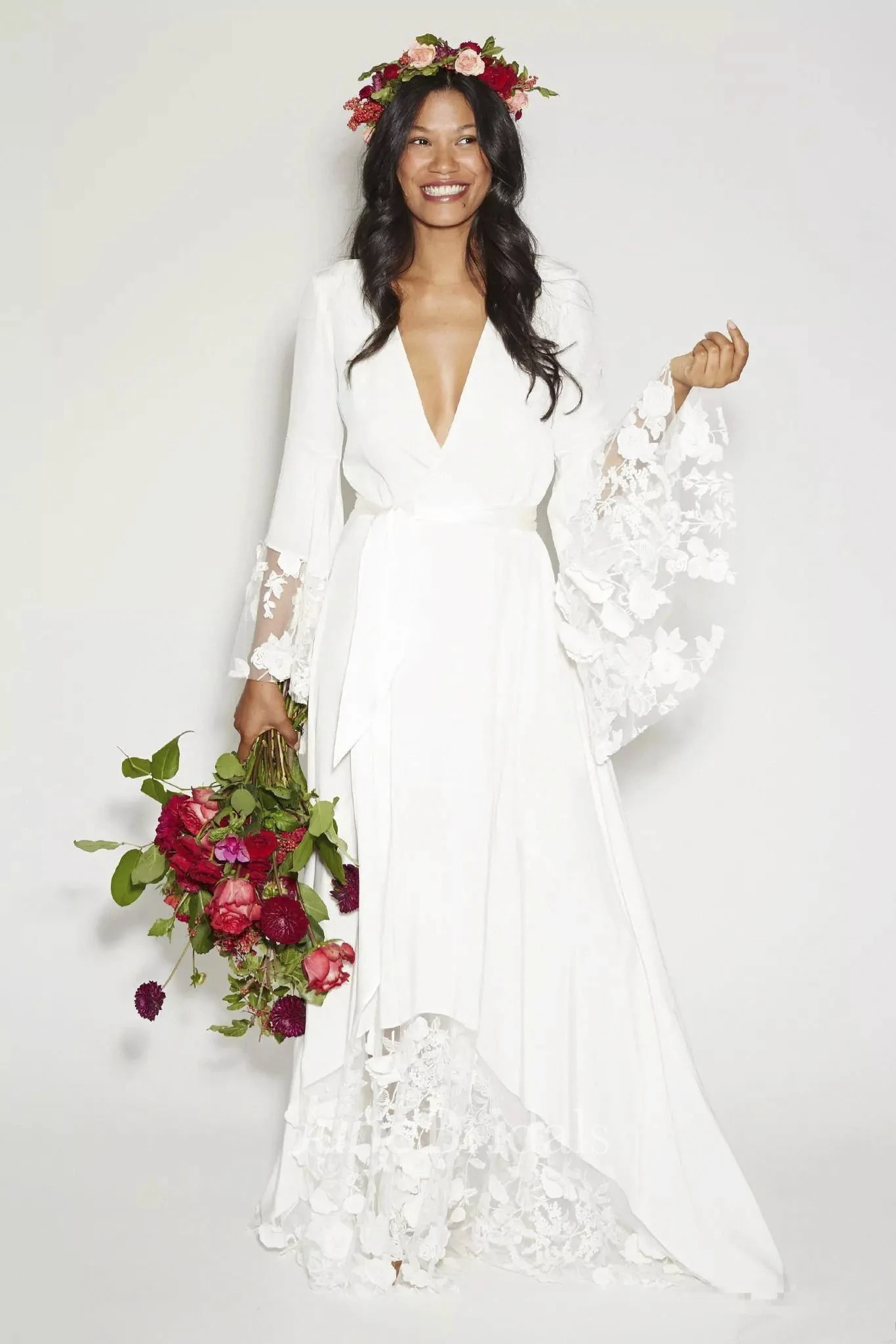 Boho Plus Size Wedding Dresses With Long Sleeves V Neck Lace Chiffon Bridal  Gown