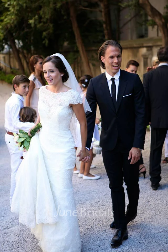 Delicate Tulle Lace Mermaid Wedding Dress Beadings Sweep Train