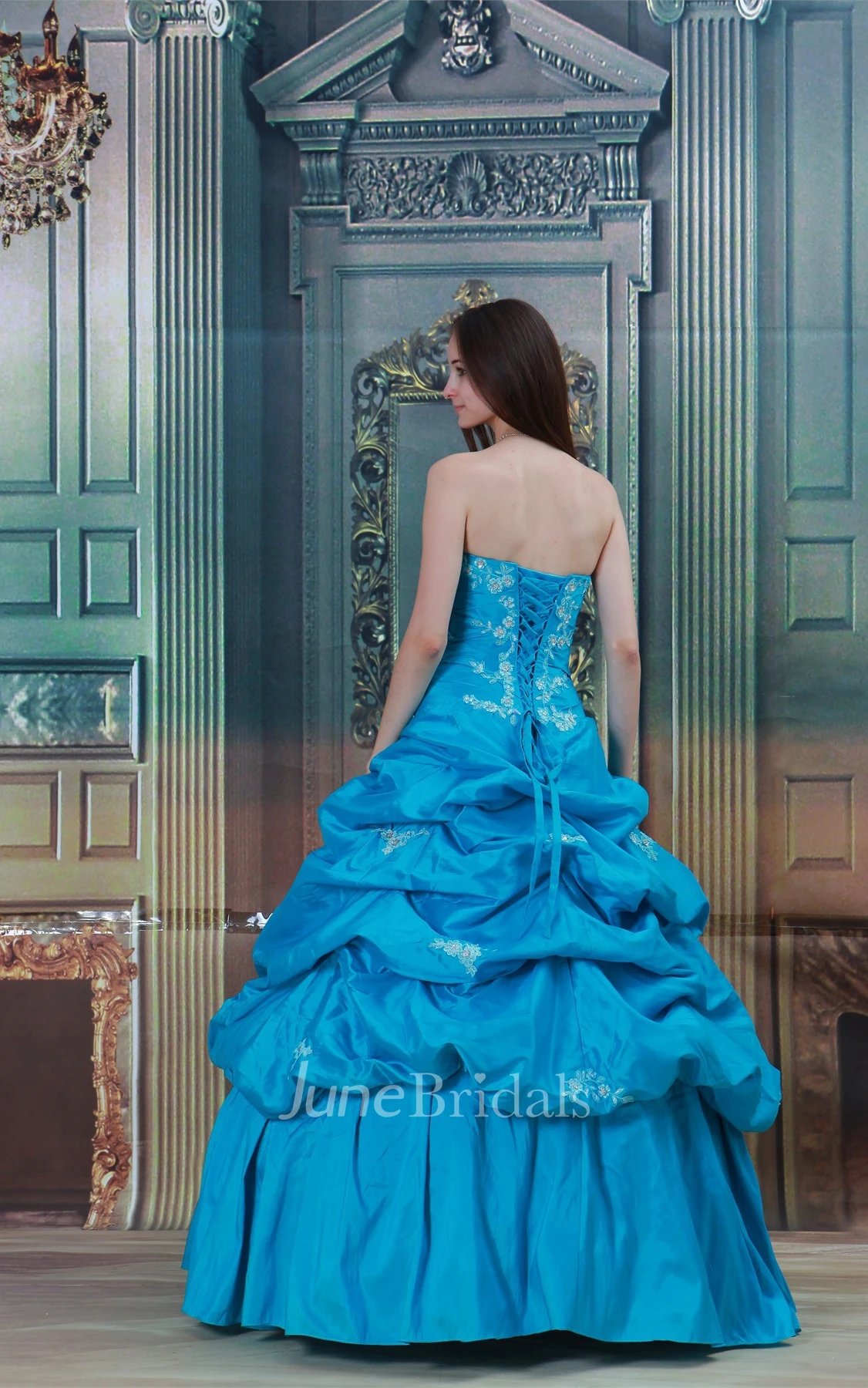 sweetheart a-line ball pick-up gown with flower and appliques