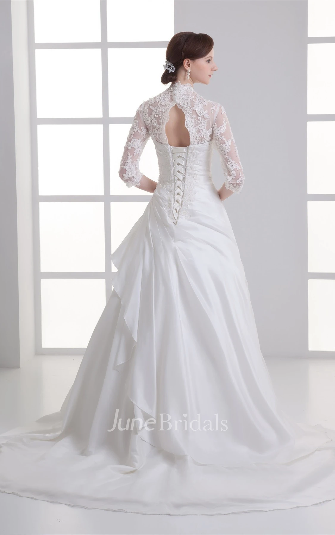 scalloped-neck lace ball a-line half-sleeve gown with beading
