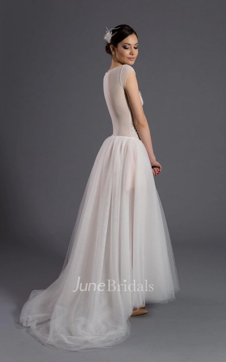 Scoop Neck Cap Sleeve A-Line Tulle Wedding Dress With Appliques