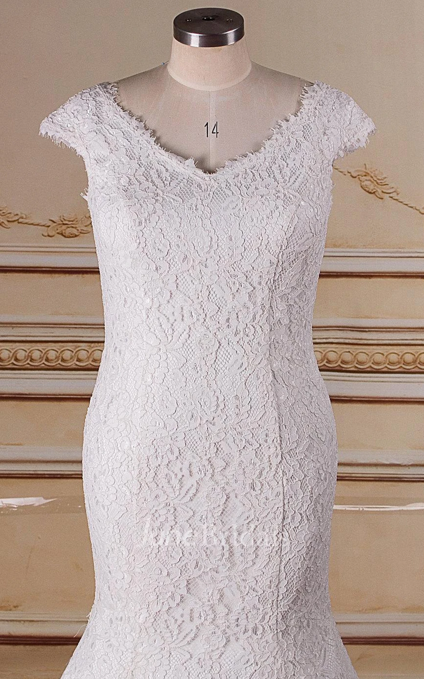 Mermaid V-Neck Cap Sleeve Lace Satin Weddig Dress