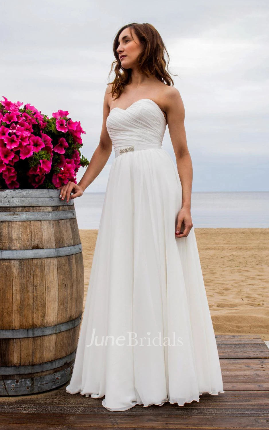 Rustic Chiffon Floor-Length Wedding Dress