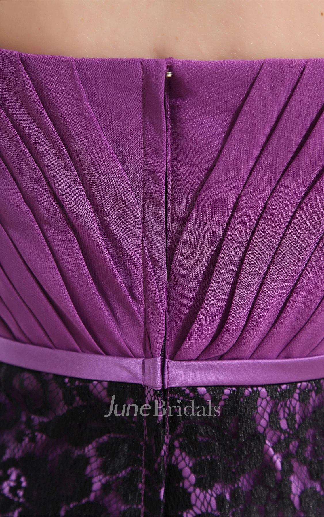 Sweetheart Spaghetti-Strap Mini Dress with Ruching and Appliques