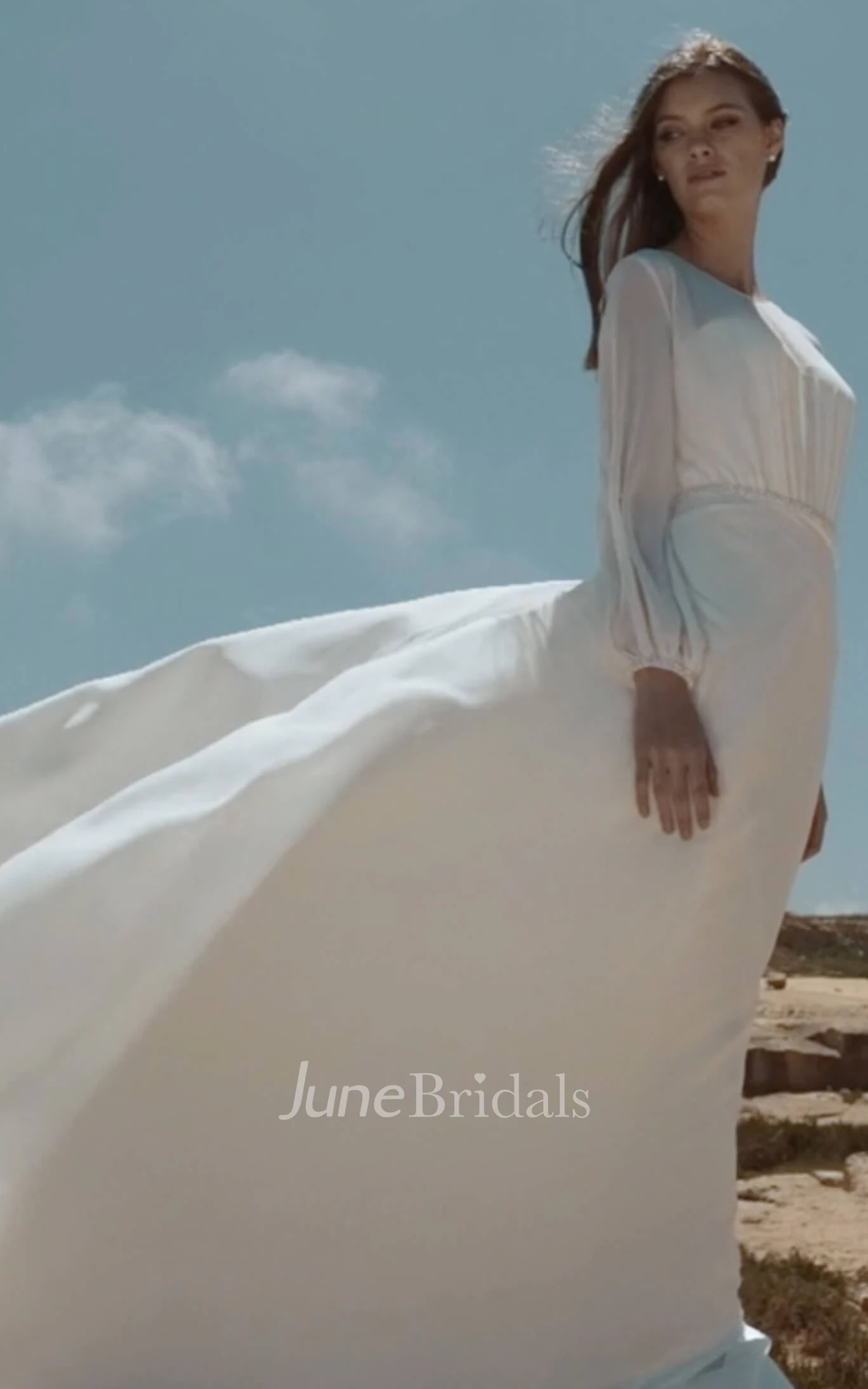 Elegant A Line Chiffon Long Sleeve Illusion Poet Wedding Dress with Ruching