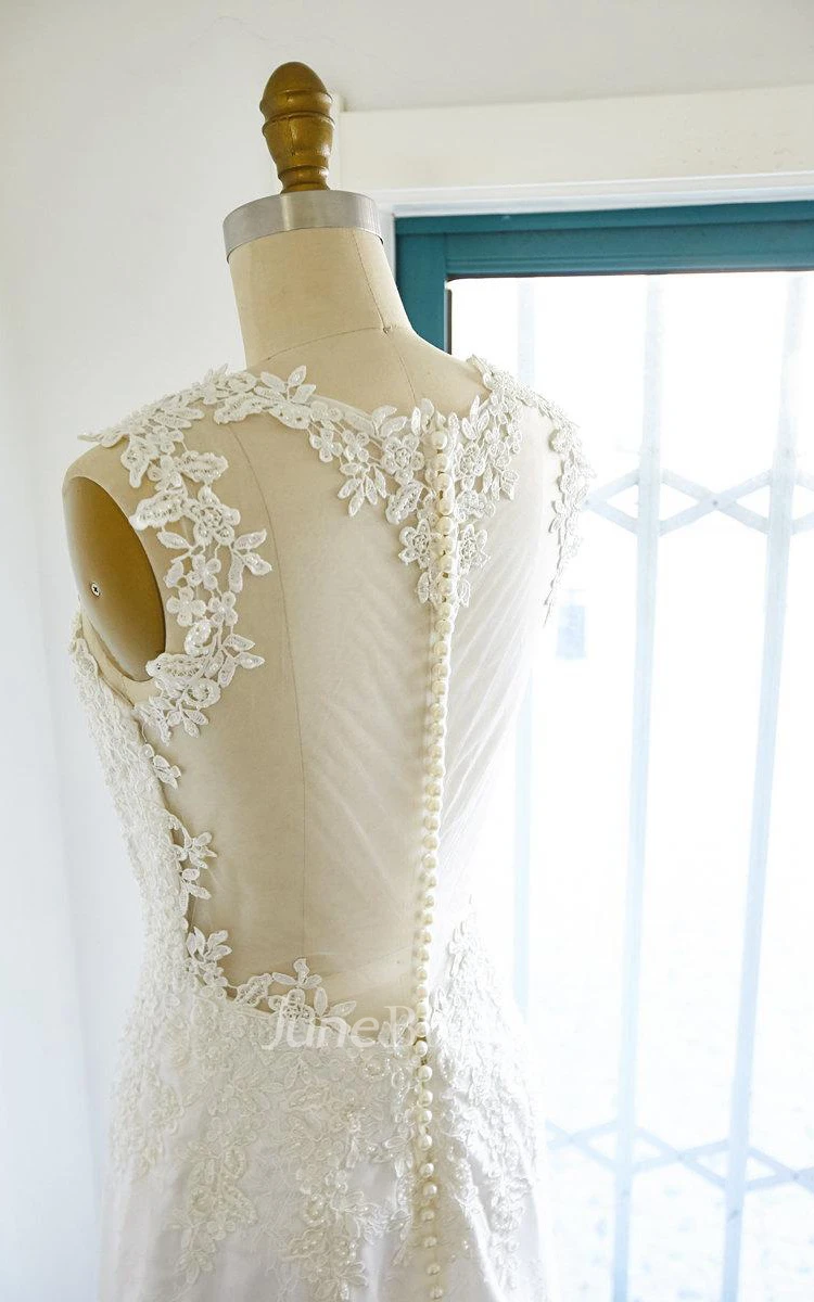 Sheath Tulle Lace Satin Weddig Dress With Illusion