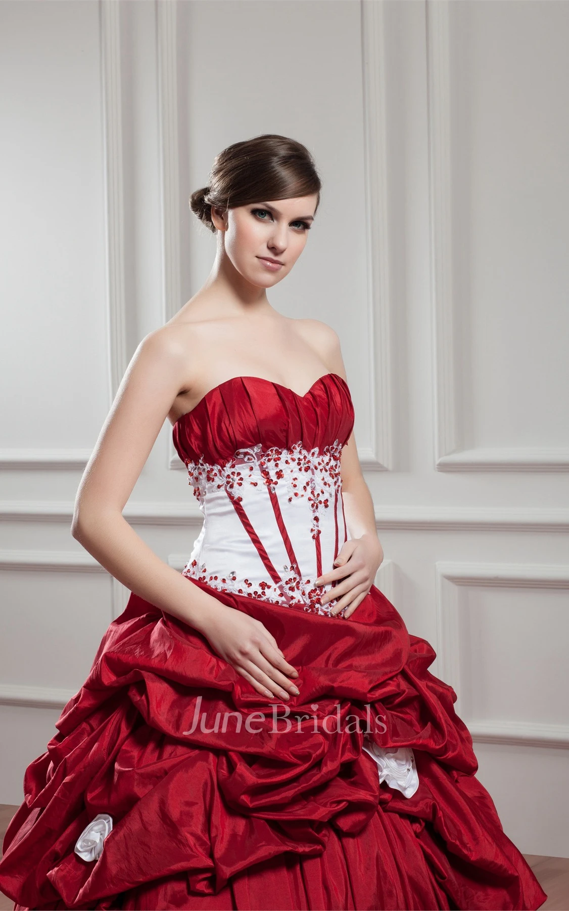Sweetheart Pick-Up A-Line Ball Gown with Flower and Appliques