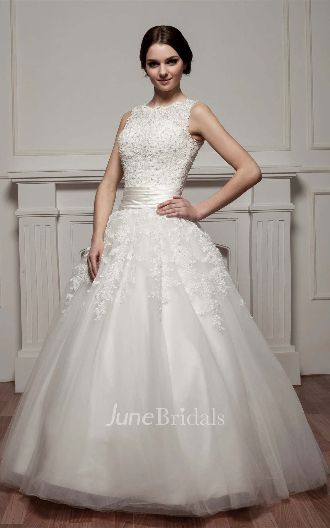 Bateau-Neck Sleeveless Ball Gown with Appliques and Tulle Overlay