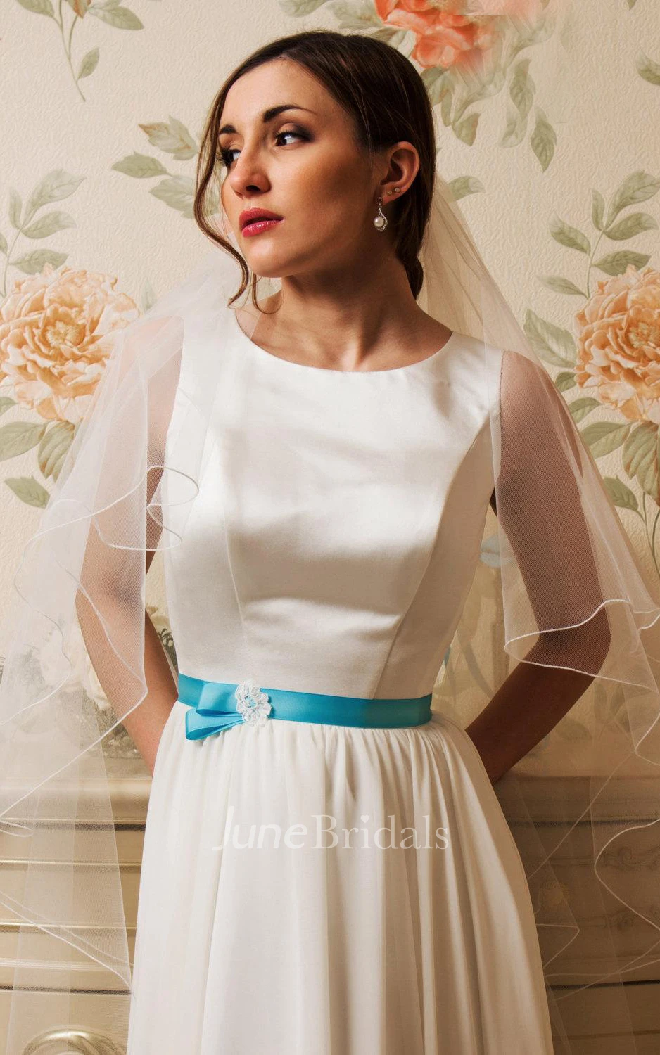 Satin Sheath Floor-Length Dress With Pleats And Bow