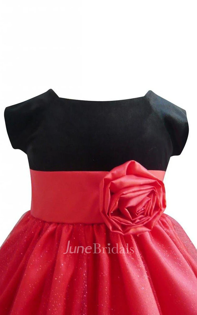 Cap-sleeved Empire Dress With Flower Waist