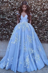 Ball Gown Sleeveless Off-the-shoulder Applique Tulle Sweep Brush Train Dress