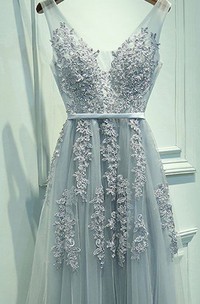 A-line Sleeveless V-neck Tulle Applique Floor Length Dress
