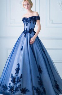 Elegant Ball Gown Tulle Off-the-shoulder Sleeveless Formal Dress with Appliques