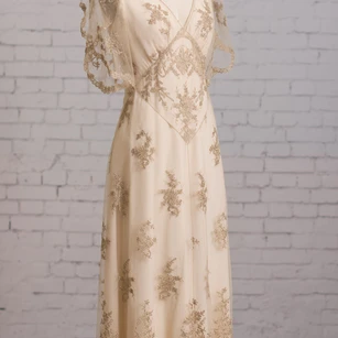 Vintage Modest A-Line Boho Lace Butterfly Short Sleeve Wedding Dress Mature  Elegant Ethereal Illusion Empire Waist Embroidery Gown - June Bridals