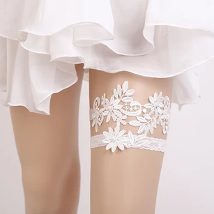 Western Style Bridal Garter Two Sets Of Princess Style Lace-up Lace Garter Within 16-23inch