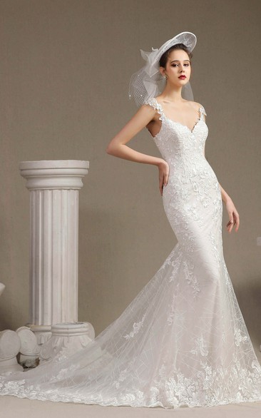Lace Sexy V-neck Mermaid Wedding Gown With Appliqued Straps Illusion Back