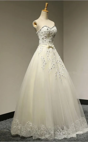 Long A-line Sweetheart Beaded Tulle Wedding Dress