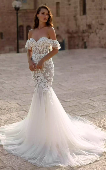 Mermaid Off-the-shoulder Lace Country Wedding Dress With Open Back And Appliques