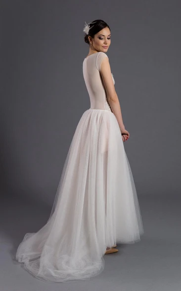 Scoop Neck Cap Sleeve A-Line Tulle Wedding Dress With Appliques